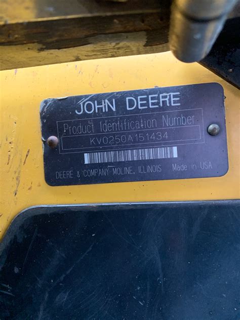 john deere 250 skid steer hydraulic fluid|2001 john deere 250 hydraulic.